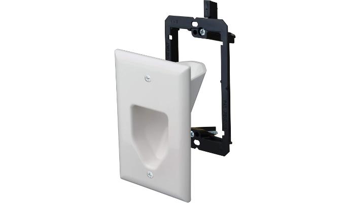 1-Gang Recessed Plate (45-0001-WH) & Low Voltage Mounting Bracket (60-0021-S) Kit 