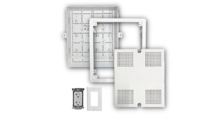 Connected Media Box with duplex power receptacle with Magnetic Cover