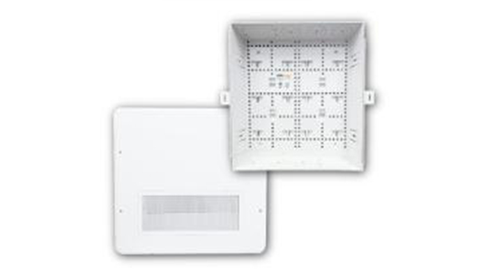 15 in Plastic Media Enclosure and Brush Cover